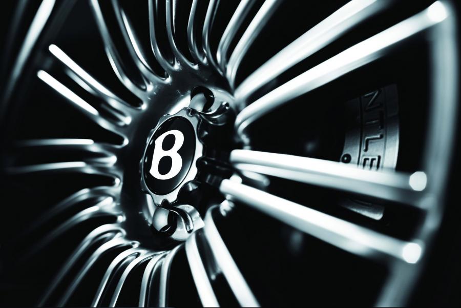  Bentley Continental GTC Speed 2010 года  (фото 3 из 70)